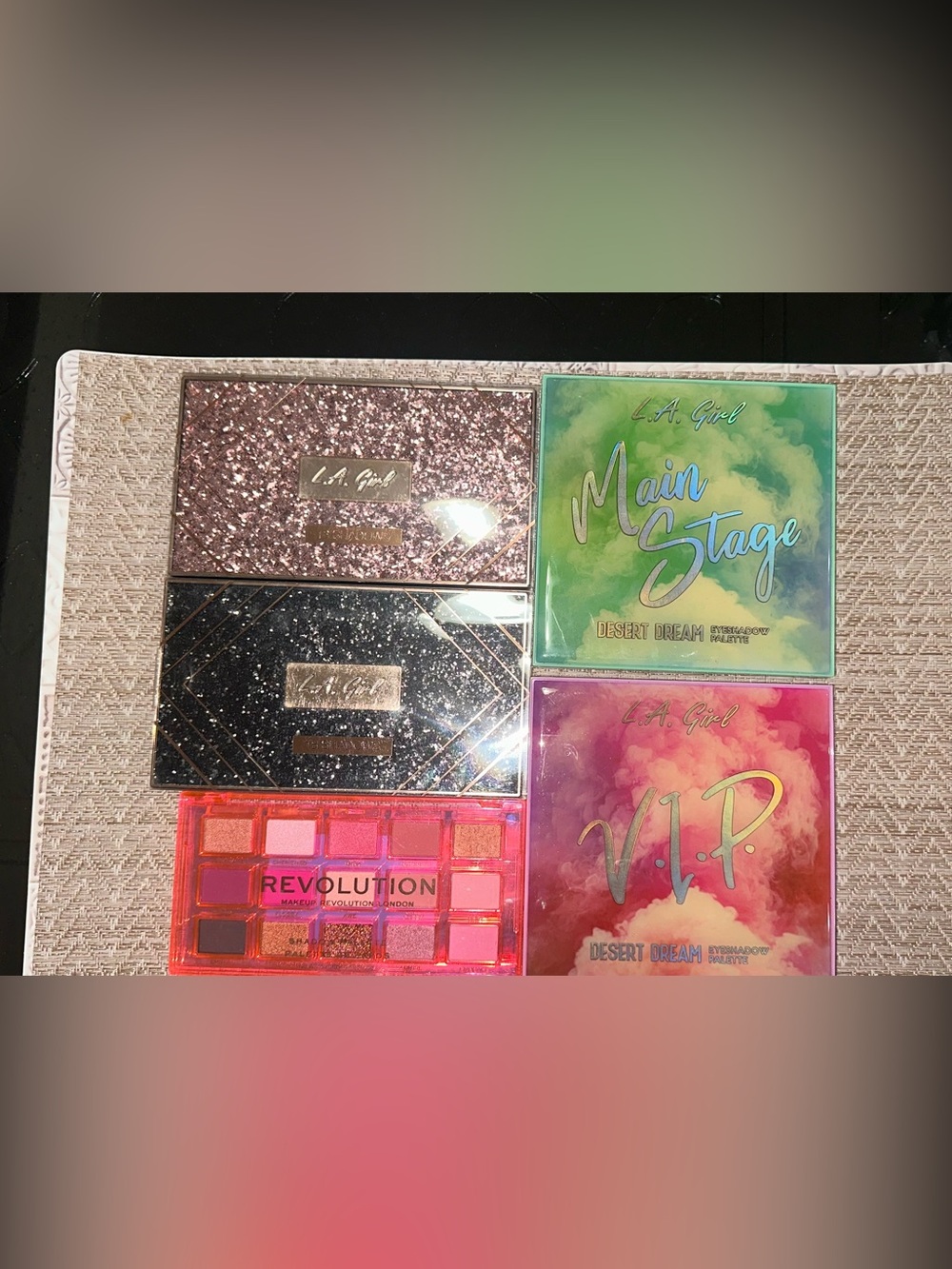 Eyeshadow palettes bundle